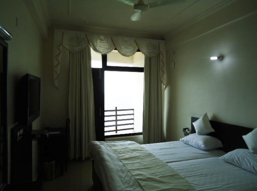 Shivalik Almora Hotel Kültér fotó